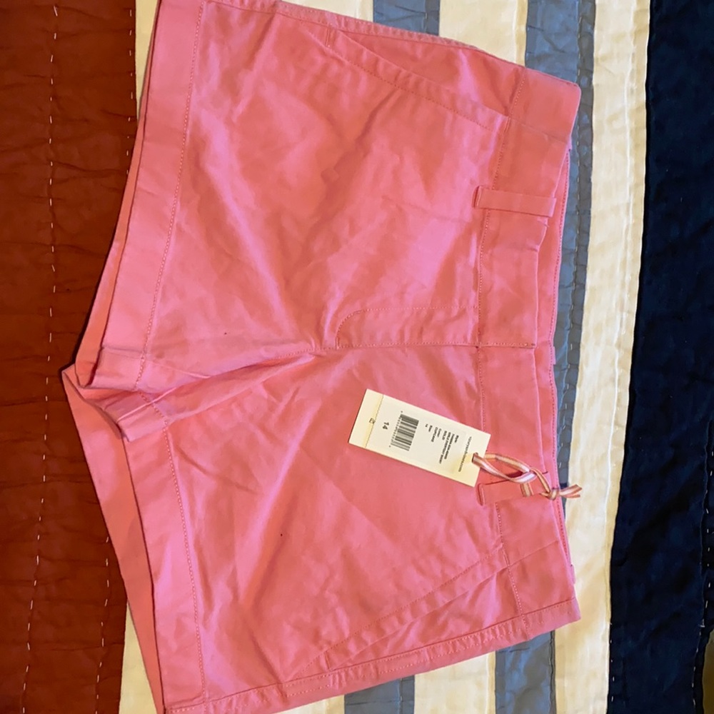 Pink Vineyard Vines medium shorts